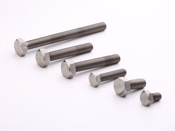 如何選擇純鈦螺絲廠家?