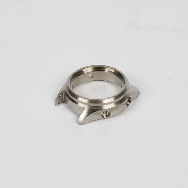 純鈦和鈦合金被制成生活用品