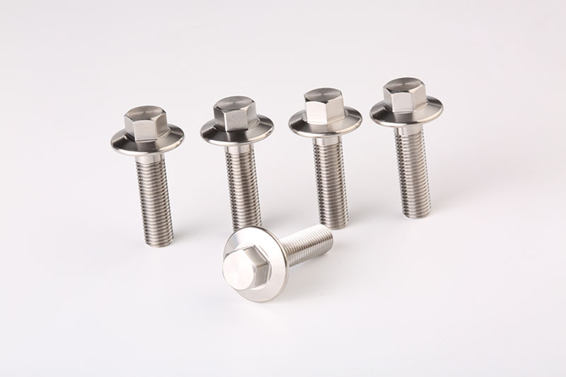 鈦合金螺絲釘.jpg 鈦合金螺絲釘.jpg