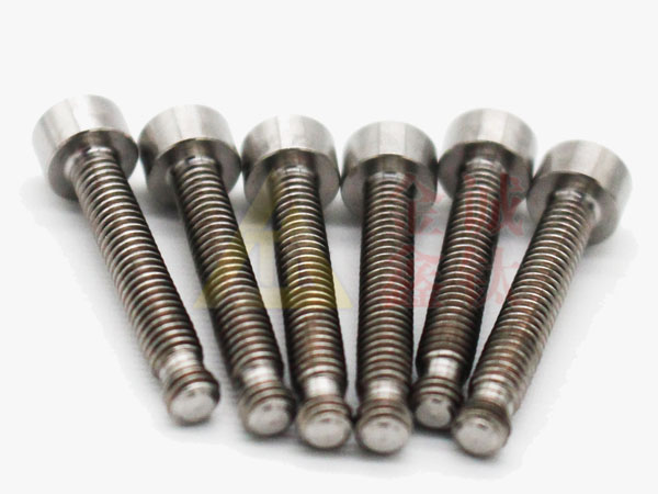 內(nèi)六角鈦螺絲