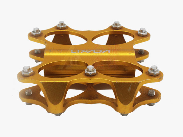 自行車踏板連接螺桿