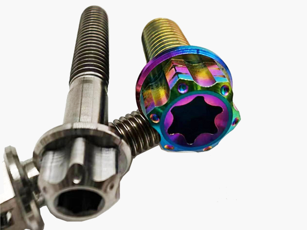 M8鈦合金內(nèi)梅花法蘭花頭